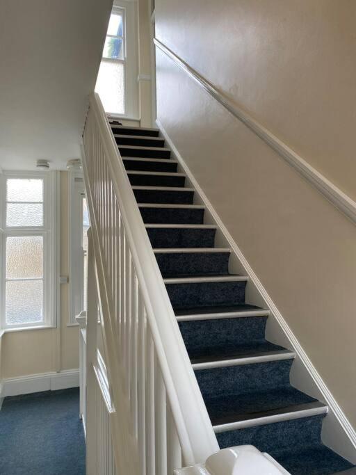 Herne Bay Central - 2 Minutes From Beach Apartment 外观 照片