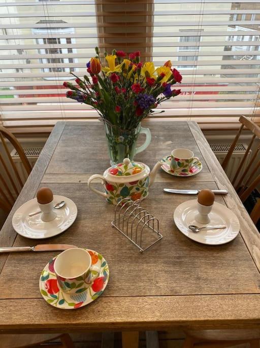 Herne Bay Central - 2 Minutes From Beach Apartment 外观 照片